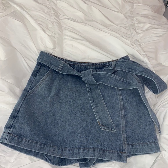 She + Sky Pants - Blue Denim Skort New With Tags